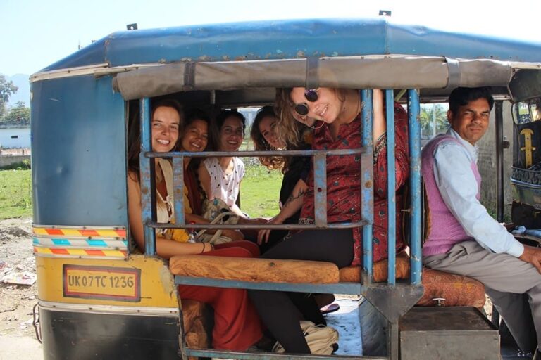 yogaadi_surrounding-tuktuk