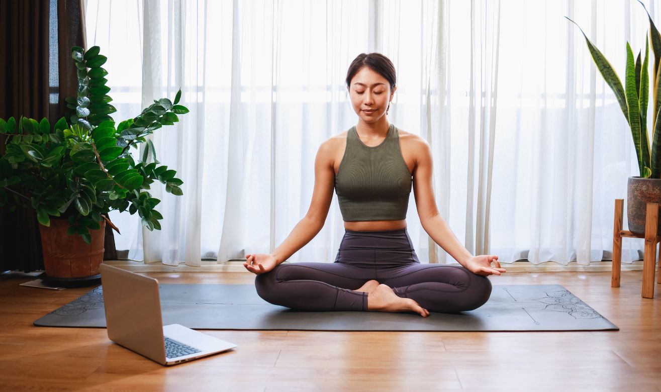 Yoga Philosophy in a 300-Hour YTT Yoga Philosophy in a 300-Hour YTT