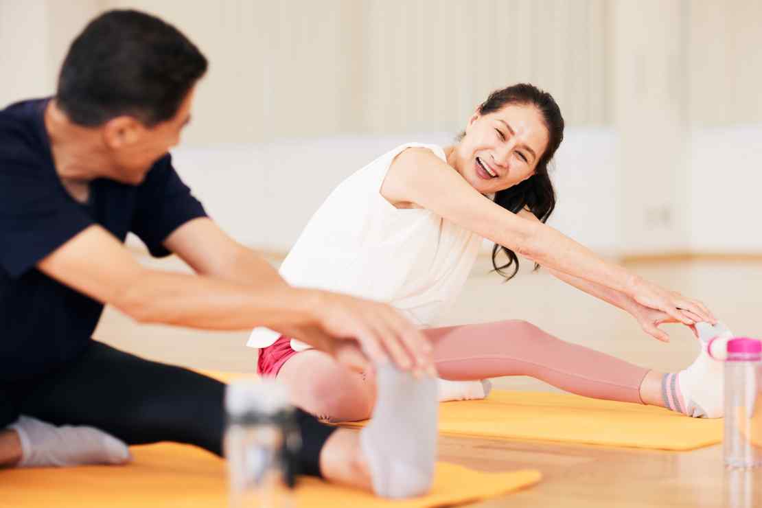 Anti-Aging Yoga: Slow Down Time Naturally Anti-Aging Yoga: Slow Down Time Naturally